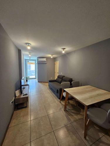 One-Bedroom Apartment image 7