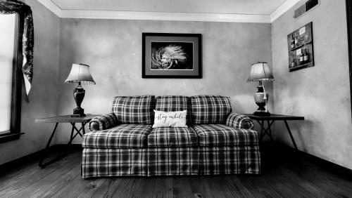 Entire Home in Golf Community - 5 Furnished Bedrooms