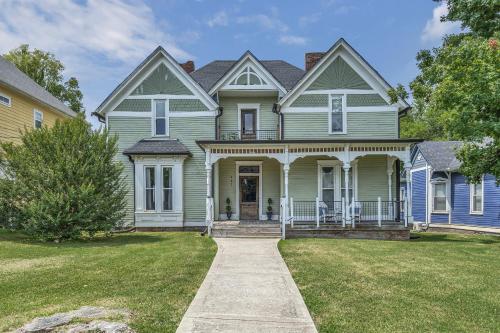 Ross & Ashley's Retreat (117 Marion St, #1), Clarksville (foto 2)