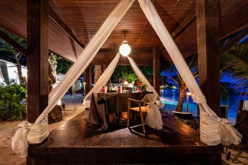 A szálláshely kívülről, Samed Tropical Resort near Ao Wai