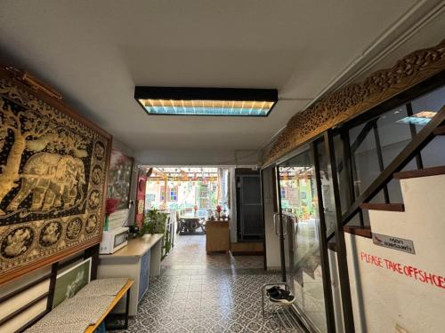 Retro At Phra Sing Guest House - 숙소 외관