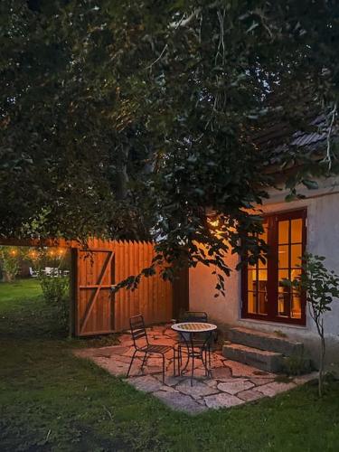 Farmhouse in historic village in Österlen (Farmhouse in historic village in Osterlen) in Glemmingebro