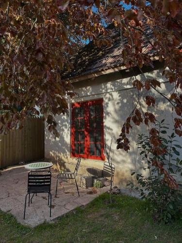 Farmhouse in historic village in Österlen (Farmhouse in historic village in Osterlen) in Glemmingebro