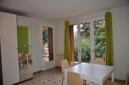 Enjoy Olympic Games in a big Villa near PARIS gîte à louer Ivry-sur-Seine