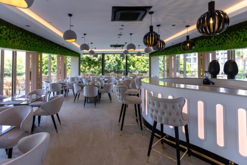Delta Hotels by Marriott Antalya Lara - Adult Only 18 Plus - 레스토랑