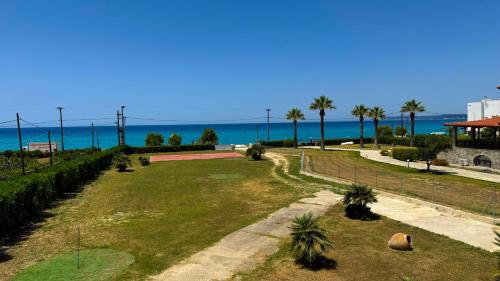 Anemos Deluxe Poseidi Apartments - Άπλωμα