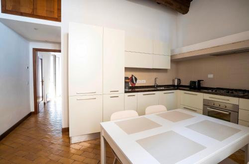Rome Center Apartment Campo De' Fiori, Rome (photo 9)