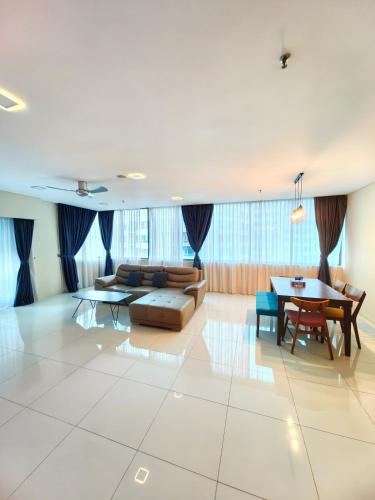 Summer Suites By PO - image 8
