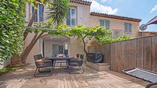 設施, HAPPY TROPEZ, au Coeur du Village de GASSIN in 賈森