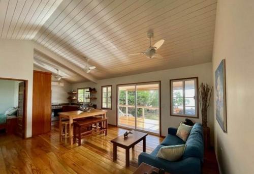 Beach House in Caribbean Way