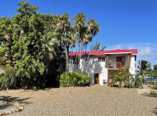 Zunanjost, Beach House in Caribbean Way