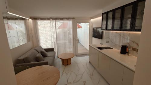 One-Bedroom Apartment with Terrace image 8
