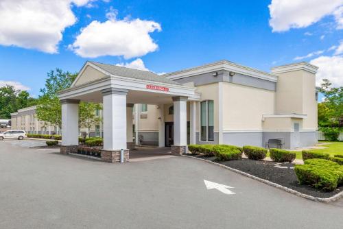 Quality Inn Edison-New Brunswick - image 41