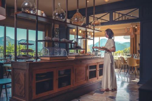 Logis Hotel Restaurant Le Plantevin - 식음료(F&B)