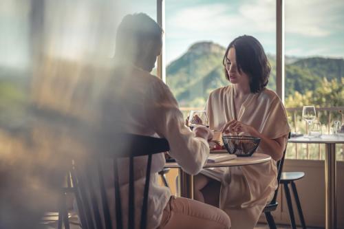 Logis Hotel Restaurant Le Plantevin - 레스토랑