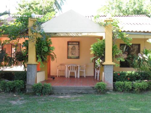 Зовнішній вигляд готелю, Hostel Finca La Gordita in Парк Тайрона