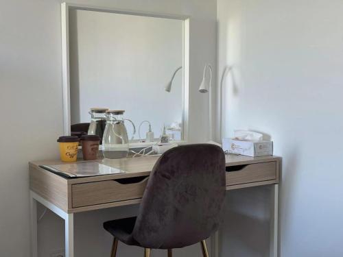 Comfy Room near Metro & Airport 5