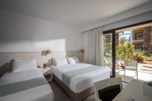 Standard Room image 3