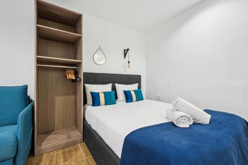 Tour Eiffel Apartment - image 6