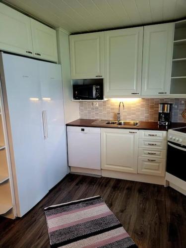 Instalaciones, Rantatalo in Pori