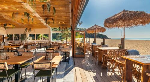 Beach, Dartmouth Town Centre 2 bedroom stylish apartment is perfect for families and couples with a happy & in Dartmouth