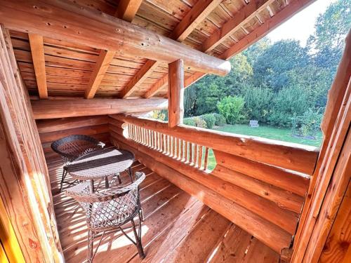 C Les rondins nature gîte 8 personnes avec jardin (C Les rondins nature gite 8 personnes avec jardin) in Compertrix