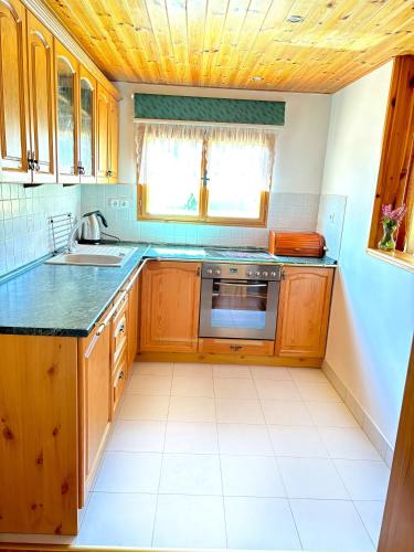 ห้องครัว, Chaloupka u Elišky (Chaloupka u Elisky) in วเซลาคอฟ