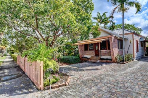 Historic spacious home two blocks to Atlantic Avenue in Delray Beach, USA