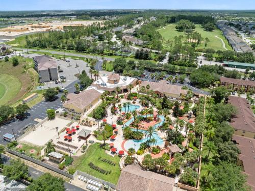 Cambria - Beautiful 4BR TH Near Disney in Resort