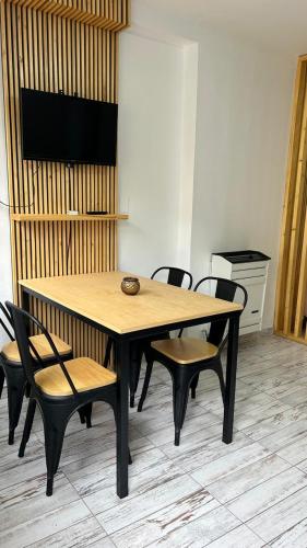 HolaCentro in 헤네랄 로카