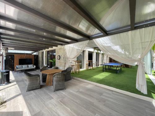 บริการและสิ่งอำนวยความสะดวก, Duas Quintas Areal in มาสโกเตโลส