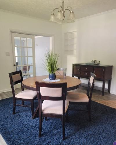 4 bd home close to Fort Liberty in Fayetteville, USA