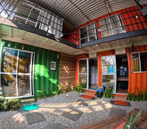 Exterior view, Container Hospedaria Paraty in Paraty