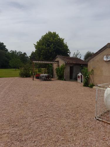 동피에르 쉬르 베브르 Maison 14 personnes,Pal 4 kms 2성급 싱글룸 수영장