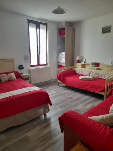 동피에르 쉬르 베브르 Maison 14 personnes,Pal 4 kms 2성급 싱글룸 스위트룸