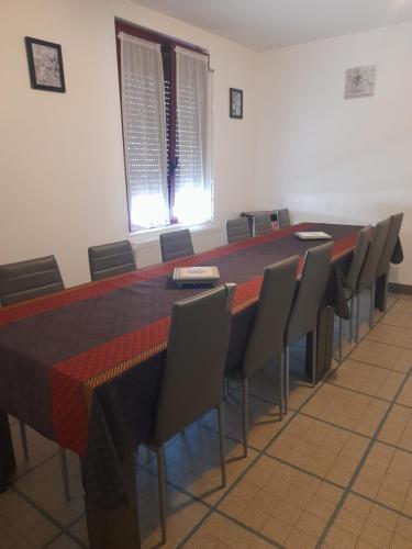 동피에르 쉬르 베브르 Maison 14 personnes,Pal 4 kms 2성급 싱글룸 부대시설