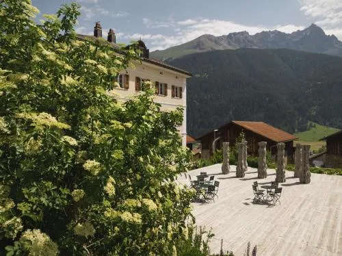 Villa Carisch in Reams, Schweiz
