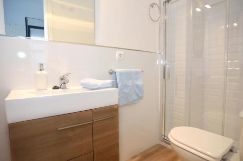 Macarena Home - image 13