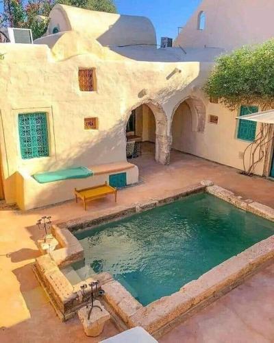 Chalet Amman Alsayyed, Al Qasţal