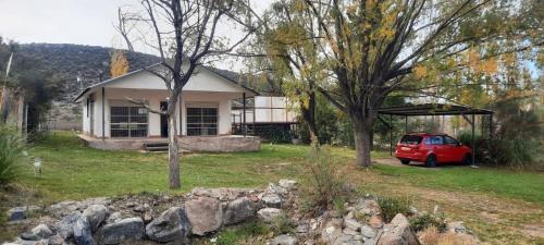 Acogedora Casa de Montaña con Starlink