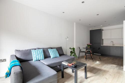 2 mins walk from UCL campus and London Stadium, London (photo 7)