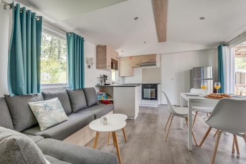 Lucky Beach in Lagezoom