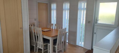 577878147 Great Trethew Manor Hotel & Self Catering Lodges