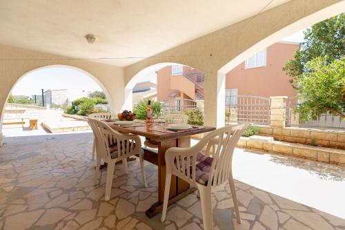 One-Bedroom Apartment with Terrace