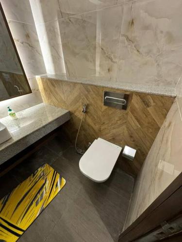 Apartment In DHA Phase 5 Penta Square - image 5