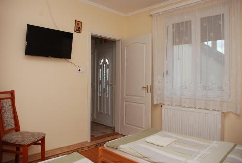 Zöldike Vendégház - image 9