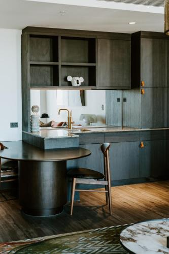 廚房, The Motley Hotel Richmond, Tapestry Collection by Hilton in 瑞其蒙