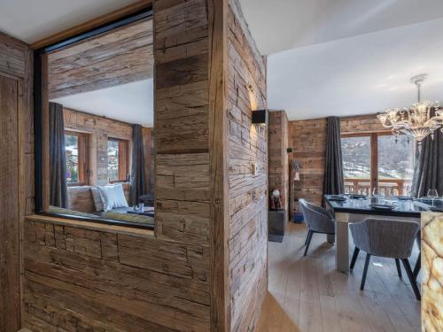 Chalet confortable et cosy, 4 chambres, Méribel La Gittaz - FR-1-566-68 (Chalet confortable et cosy, 4 chambres, Meribel La Gittaz - FR-1-566-68) in ลา กิตตาซ
