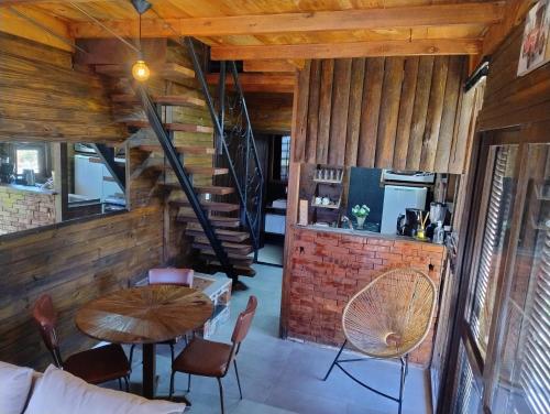 Cabana com banheira na colina in Nova Petropolisa