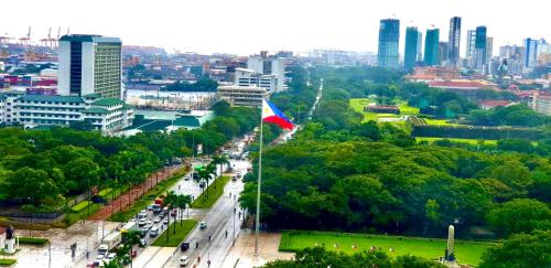 ETON BAYPARK MANILA by TRIPLE VIEW CONDOTEL, Manila